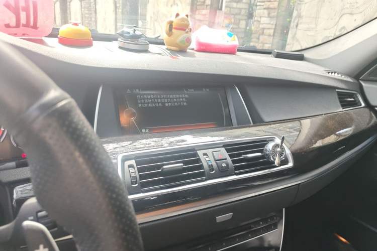 Used BMW 5 Series GT 2013 535i Elegant Edition Audio And AC Panel