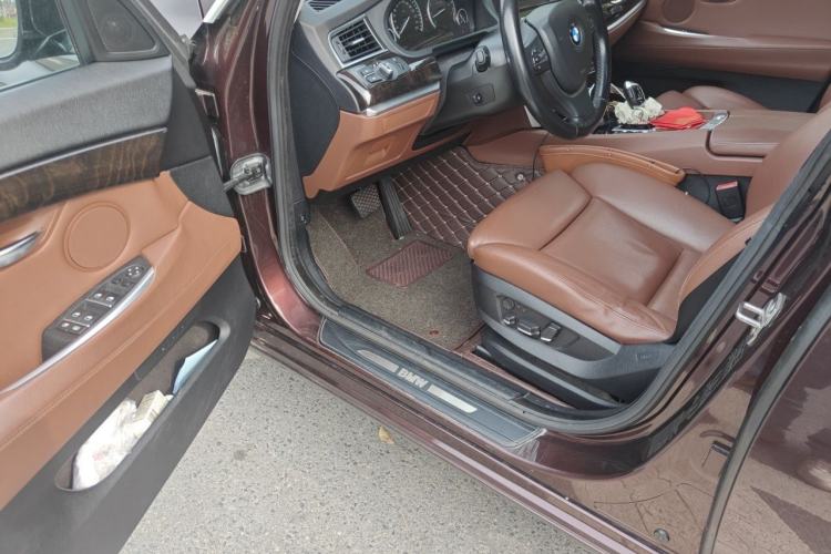 Used BMW 5 Series GT 2013 535i Leading Model Driver Seat