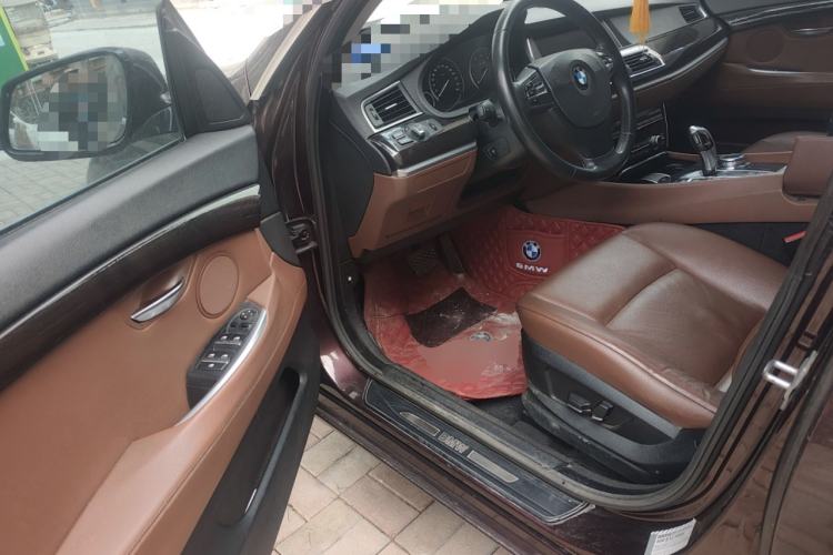 Used BMW 5 Series GT 2013 535i Elegant Edition Driver Seat