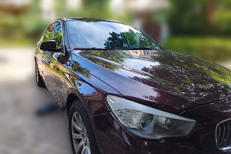 Used BMW 5 Series GT 2013 535i Luxury Edition Front Right 45 Deg