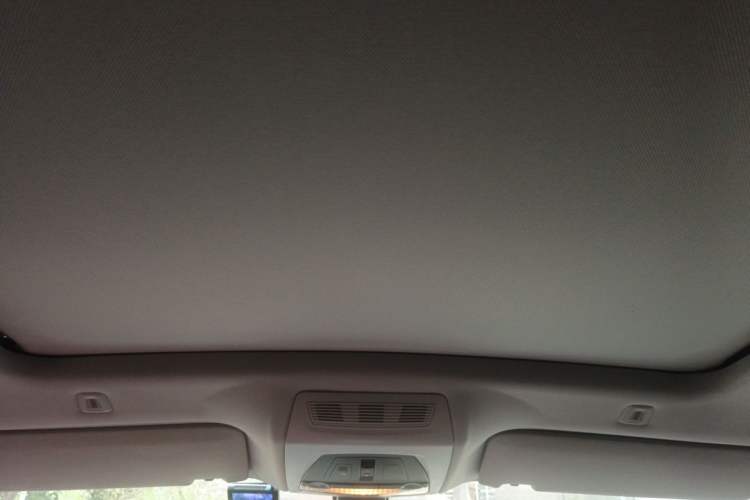 Used BMW 5 Series GT 2013 535i Elegant Edition Headliner