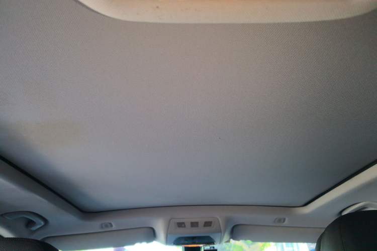 Used BMW 5 Series GT 2013 535i Leading Model Headliner
