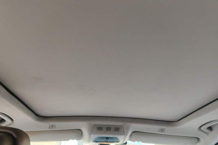 Used BMW 5 Series GT 2013 535i Elegant Edition Headliner