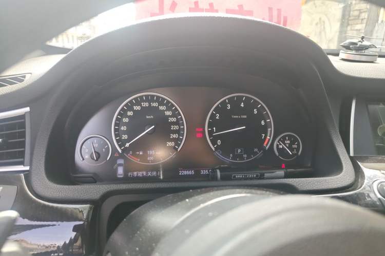 Used BMW 5 Series GT 2013 535i Elegant Edition Instrument Cluster