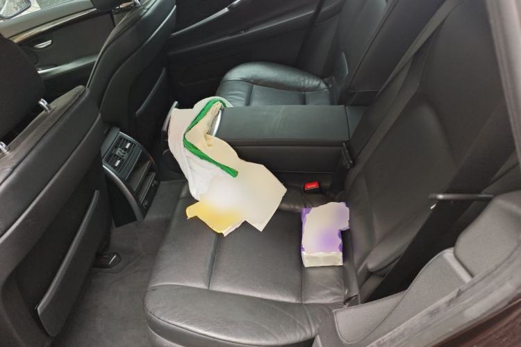 Used BMW 5 Series GT 2013 535i Elegant Edition Left Rear Seat