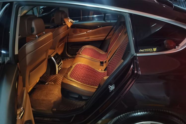 Used BMW 5 Series GT 2013 535i Leading Model Left Rear Seat