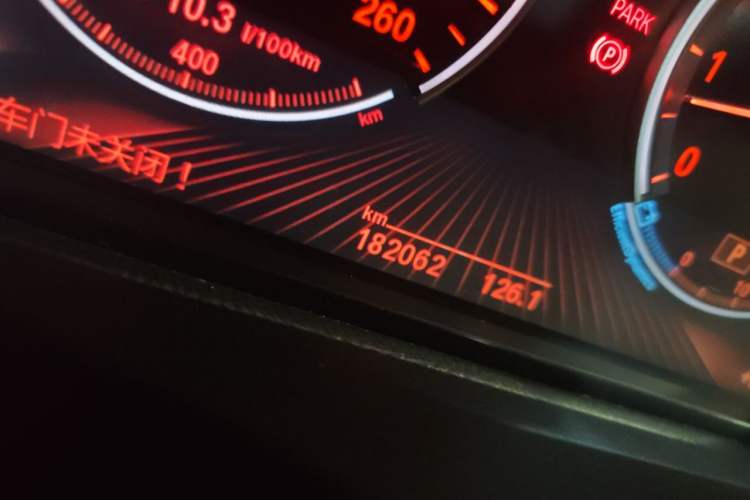 Used BMW 5 Series GT 2013 535i Elegant Edition Odometer Close Up