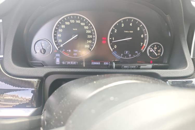 Used BMW 5 Series GT 2013 535i Elegant Edition Odometer Close Up