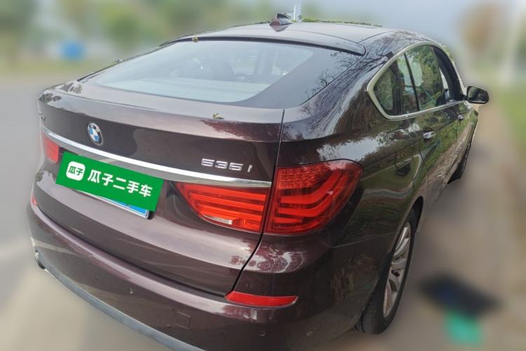 Used BMW 5 Series GT 2013 535i Leading Model Rear Right 45 Deg