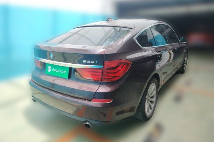 Used BMW 5 Series GT 2013 535i Leading Model Rear Right 45 Deg