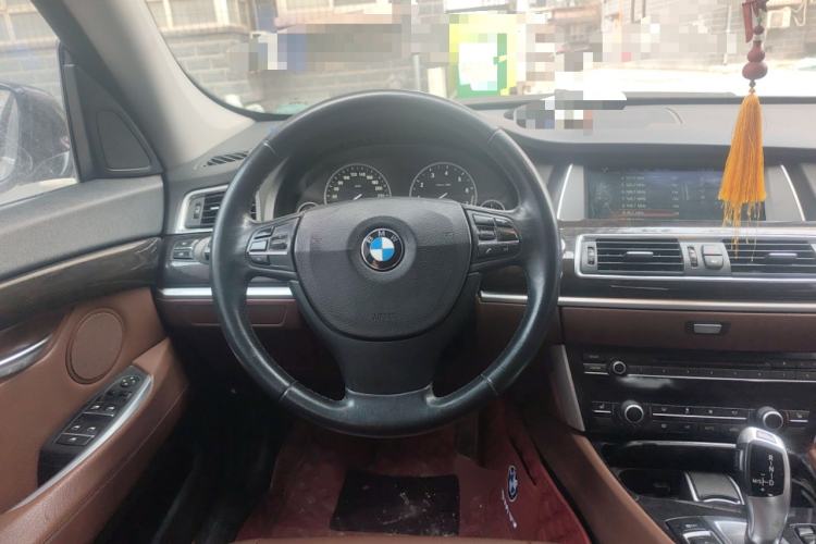 Used BMW 5 Series GT 2013 535i Elegant Edition Steering Wheel