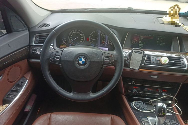 Used BMW 5 Series GT 2013 535i Elegant Edition Steering Wheel
