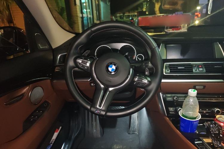 Used BMW 5 Series GT 2013 535i Elegant Edition Steering Wheel
