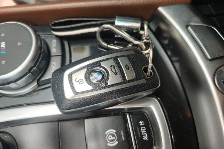 Used BMW 5 Series GT 2013 535i Leading Model Vehicle Key