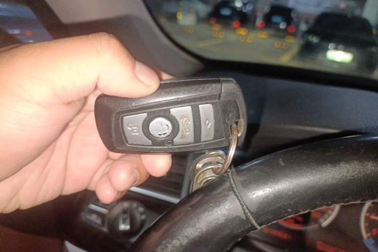 Used BMW 5 Series GT 2013 535i Leading Model Vehicle Key