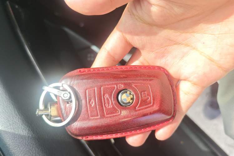Used BMW 5 Series GT 2013 535i Elegant Edition Vehicle Key