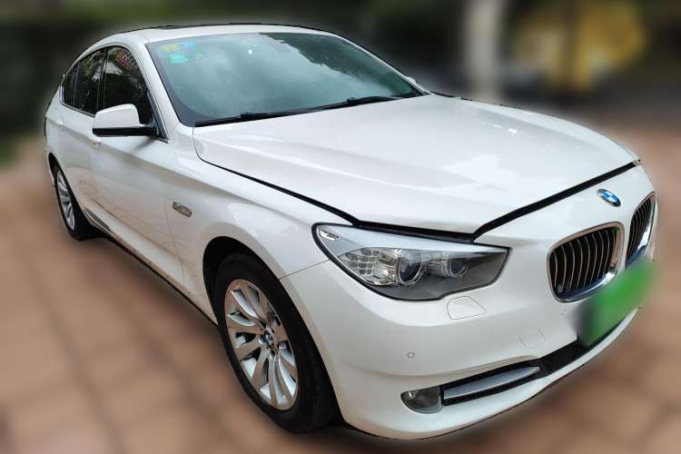 Used BMW 5 Series GT 2013 535i Elegant Edition Front Right 45 Deg