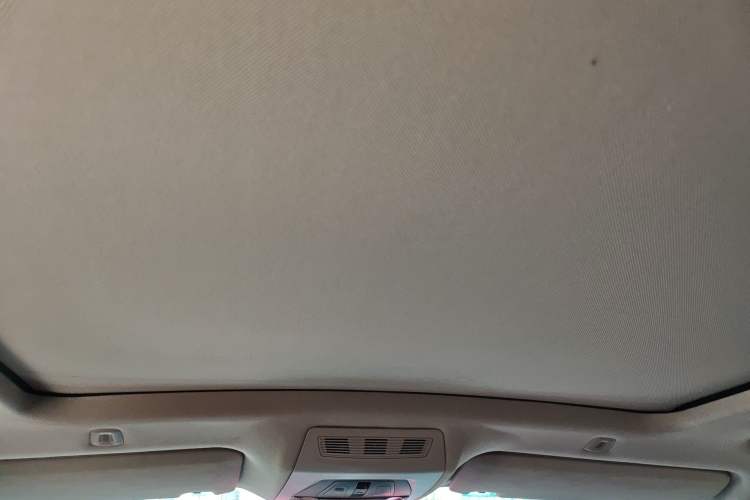 Used BMW 5 Series GT 2013 535i Elegant Edition Headliner