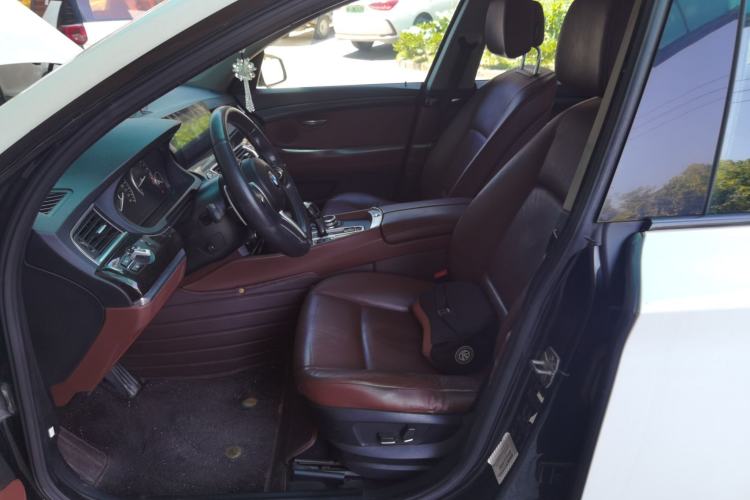 Used BMW 5 Series GT 2013 535i Elegant Edition Left Front Seat