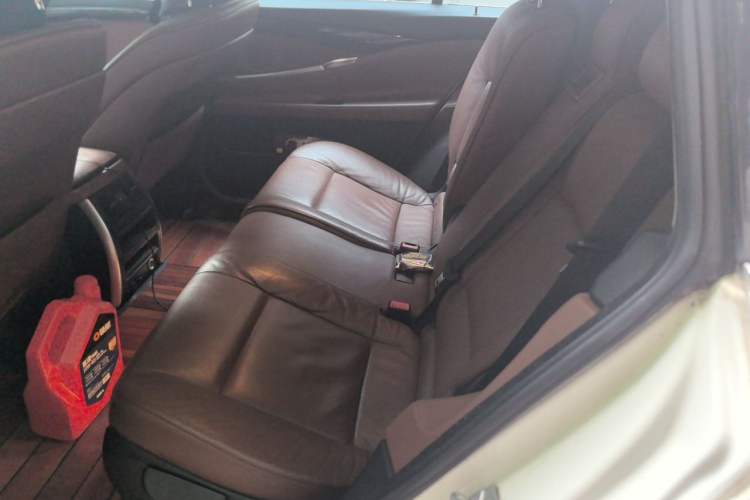Used BMW 5 Series GT 2013 535i Elegant Edition Left Rear Seat