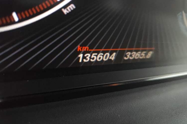 Used BMW 5 Series GT 2013 535i Elegant Edition Odometer Close Up