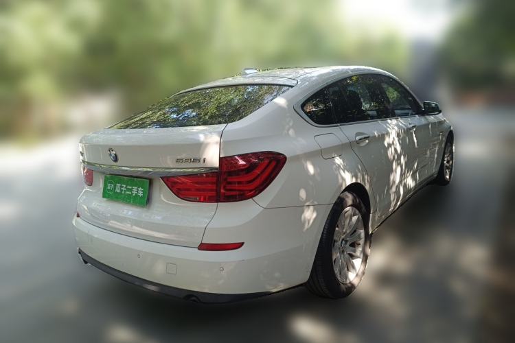 Used BMW 5 Series GT 2013 535i Leading Model Rear Right 45 Deg