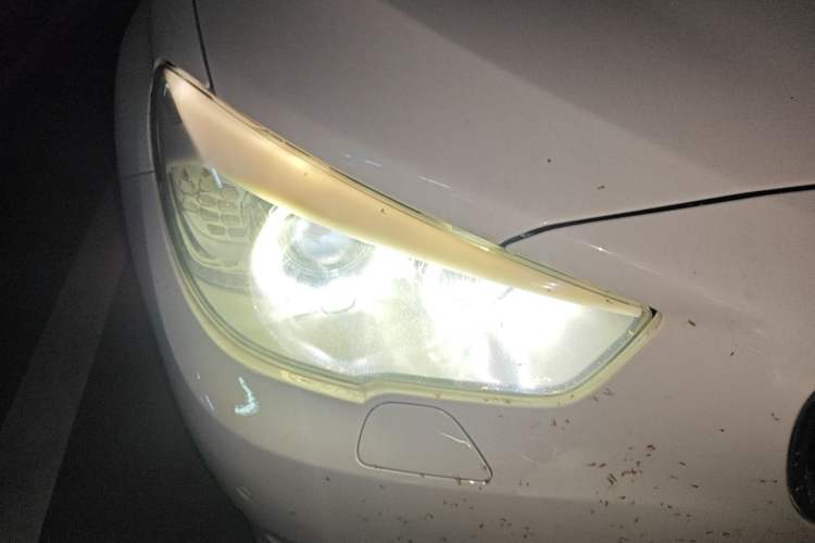 Used BMW 5 Series GT 2013 535i Leading Model Right Front Headlight