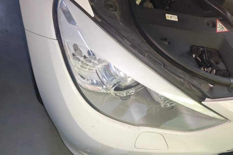 Used BMW 5 Series GT 2013 535i Leading Model Right Front Headlight
