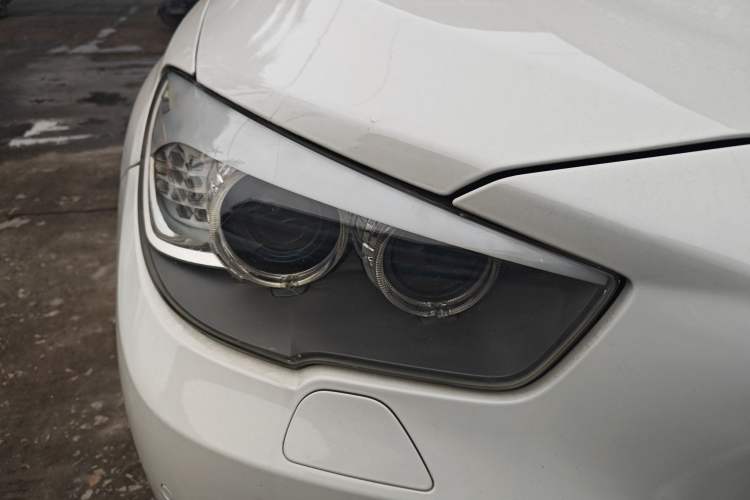 Used BMW 5 Series GT 2013 535i Elegant Edition Right Front Headlight