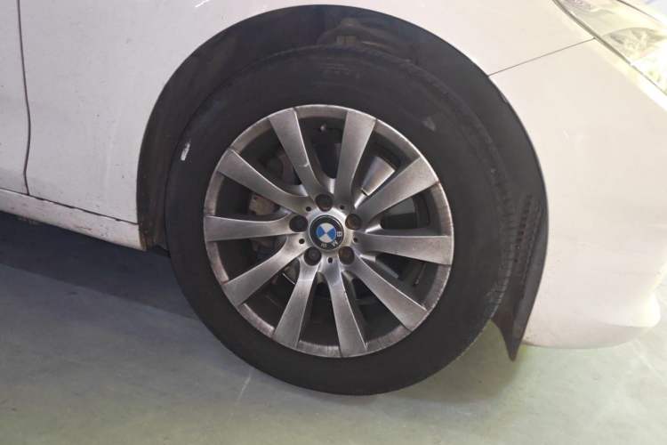 Used BMW 5 Series GT 2013 535i Leading Model Right Front Wheel Hub