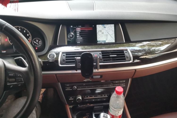 Used BMW 5 Series GT 2014 535i Leading Model Audio And AC Panel
