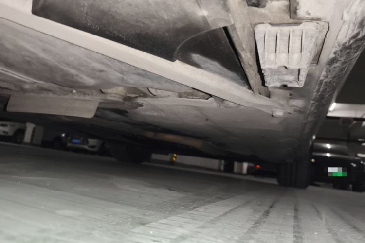 Used BMW 5 Series GT 2014 528i Luxury Edition Chassis Rear Right
