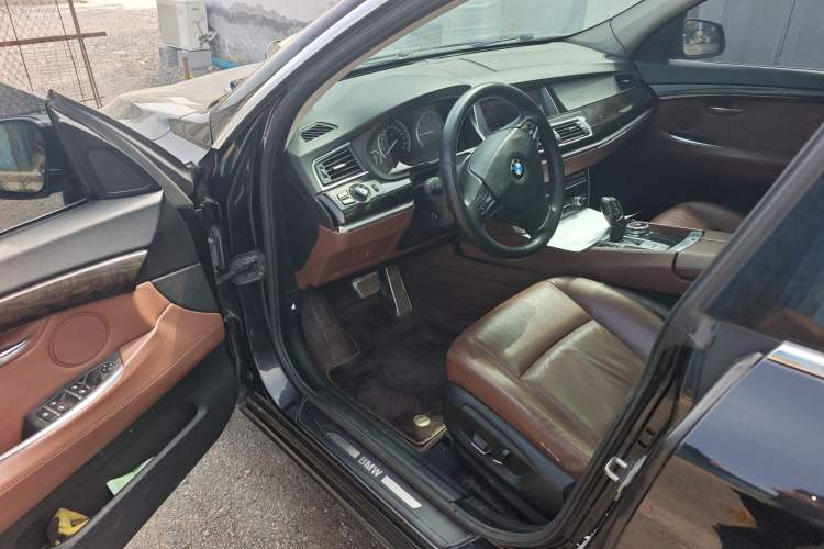 Used BMW 5 Series GT 2014 528i Leading Model Driver Seat