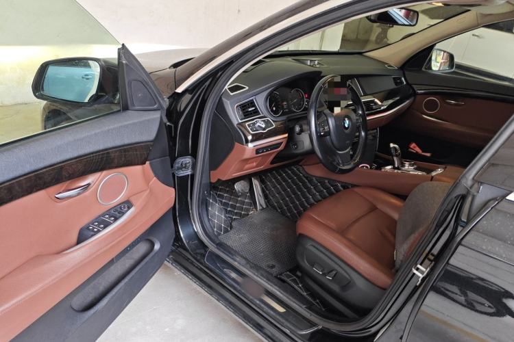 Used BMW 5 Series GT 2014 535i Leading Model Driver Seat