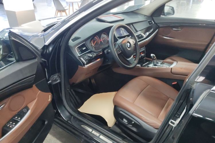 Used BMW 5 Series GT 2014 535i Leading Model Driver Seat