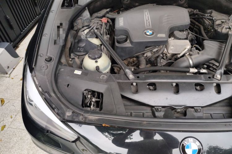 Used BMW 5 Series GT 2014 528i Leading Model Engine Bay Right
