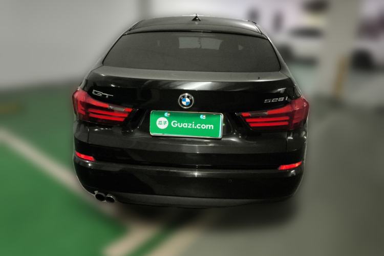 Used BMW 5 Series GT 2014 528i Leading Model Exterior 4