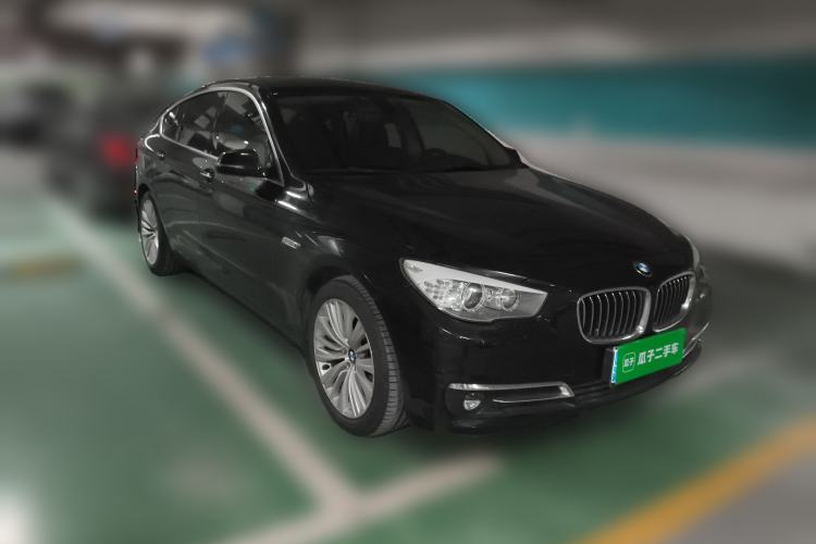 Used BMW 5 Series GT 2014 528i Luxury Edition Front Right 45 Deg