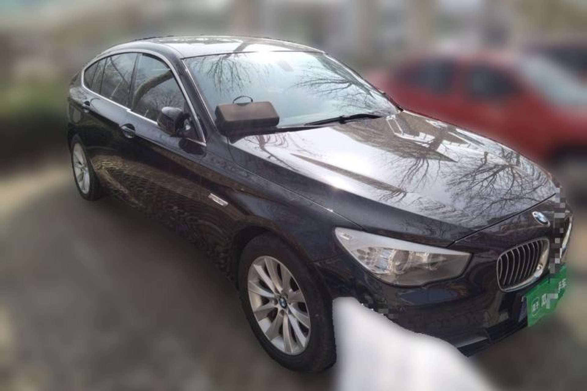 Used BMW 5 Series GT 2014 528i Leading Model Front Right 45 Deg