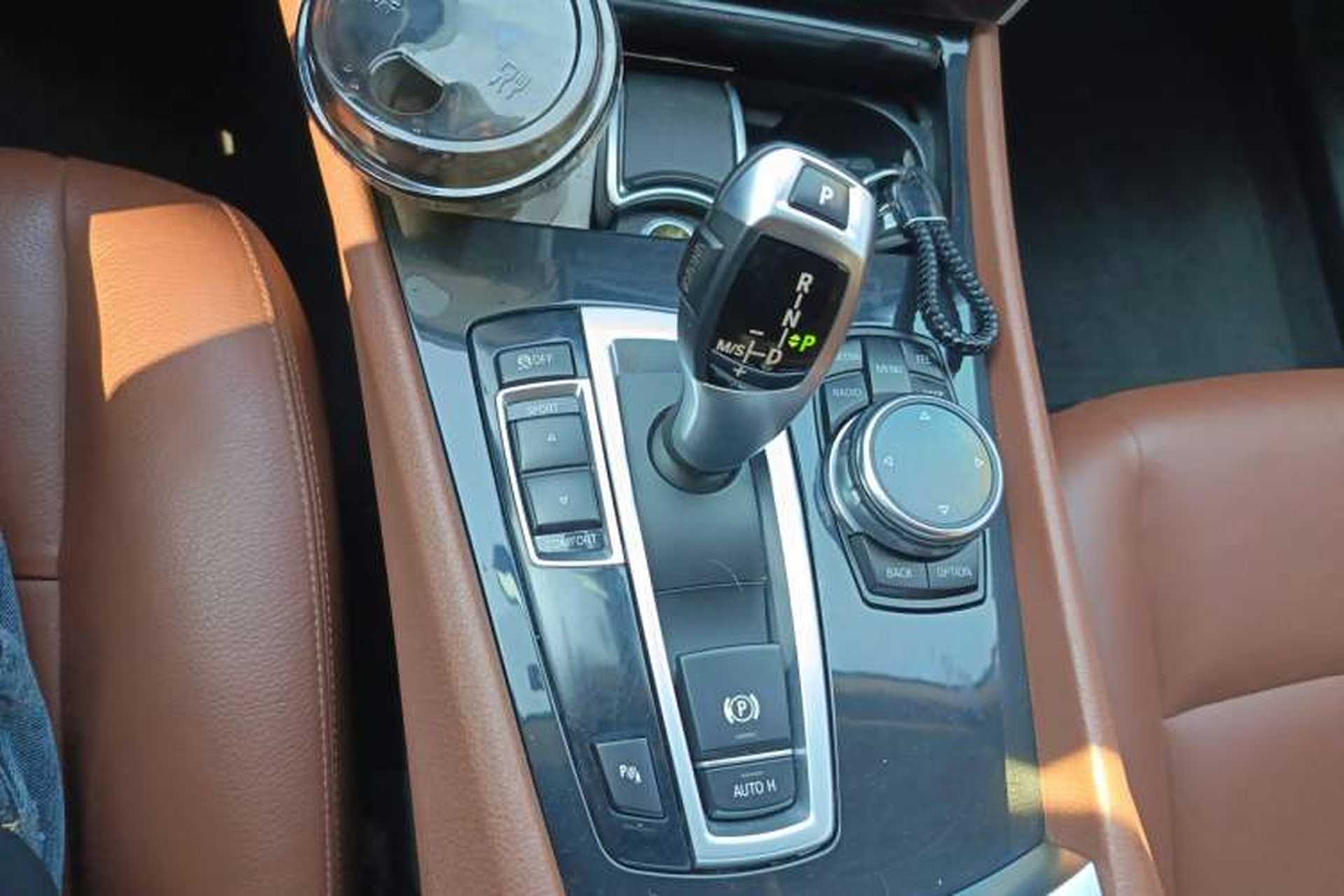 Used BMW 5 Series GT 2014 528i Leading Model Gear Lever