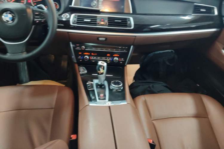 Used BMW 5 Series GT 2014 535i Leading Model Gear Lever