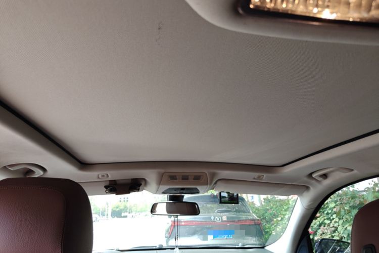 Used BMW 5 Series GT 2014 528i Leading Model Headliner