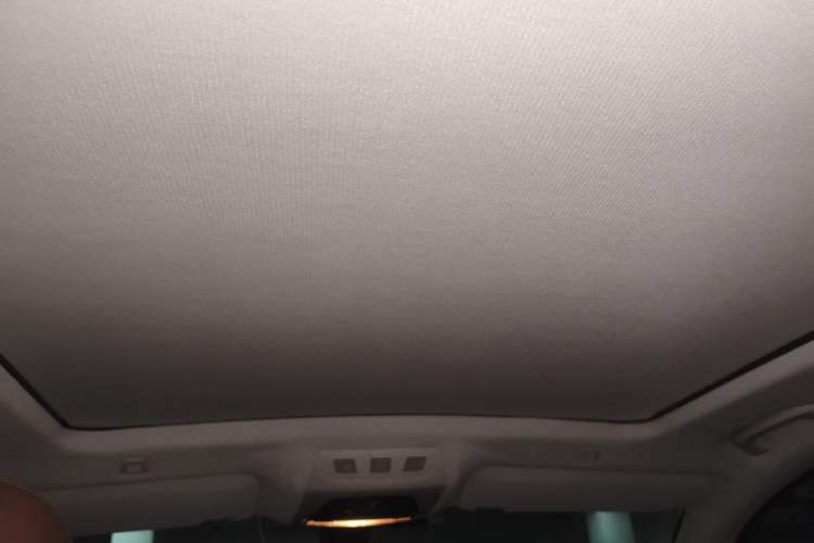 Used BMW 5 Series GT 2014 528i Leading Model Headliner