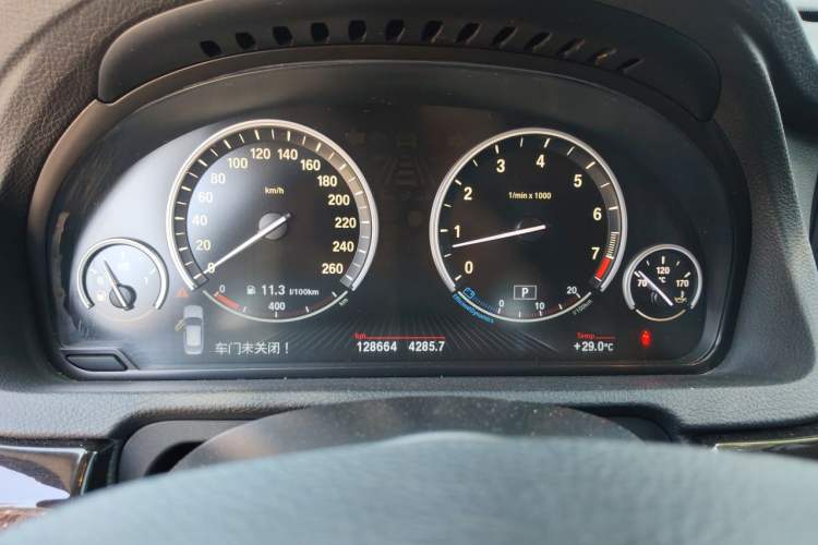 Used BMW 5 Series GT 2014 535i Leading Model Instrument Cluster