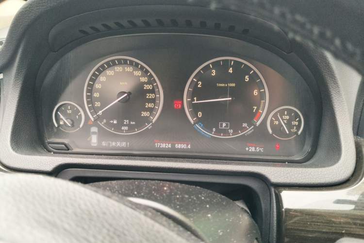 Used BMW 5 Series GT 2014 528i Luxury Edition Instrument Cluster