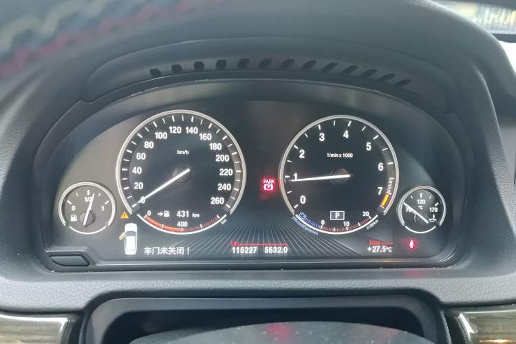 Used BMW 5 Series GT 2014 528i Luxury Edition Instrument Cluster
