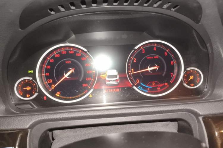 Used BMW 5 Series GT 2014 528i Leading Model Instrument Cluster