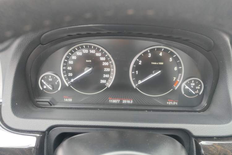 Used BMW 5 Series GT 2014 528i Leading Model Instrument Cluster