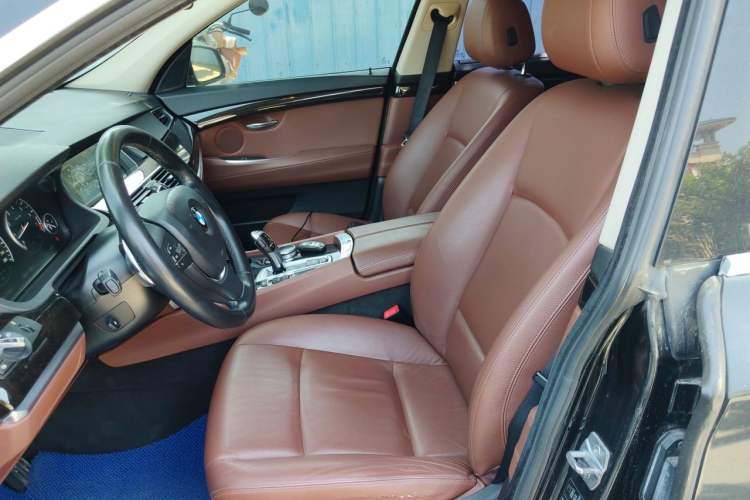 Used BMW 5 Series GT 2014 535i Leading Model Left Front Seat