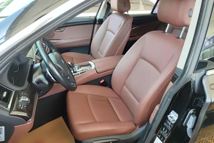 Used BMW 5 Series GT 2014 535i Leading Model Left Front Seat